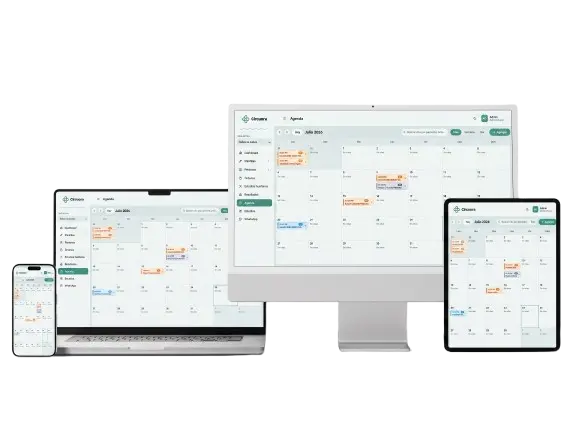 Plataforma Circuora Care en escritorio, laptop, tablet y celular
